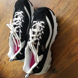 Skechers D'lites shoes